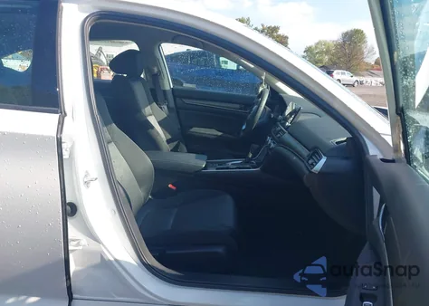 2021 Honda Accord Lx z USA, uszkodzony, nr VIN 1HGCV1F17MA057124